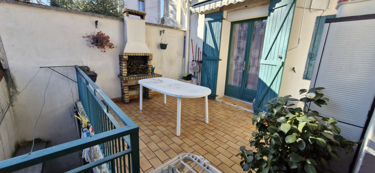 Appartement à SAINT-ETIENNE