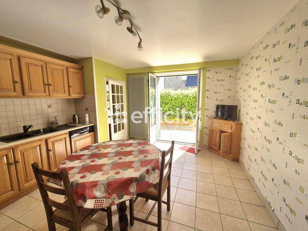 Maison à ISIGNY-SUR-MER