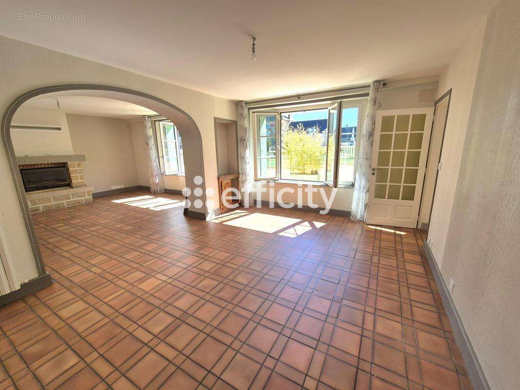 Maison à ISIGNY-SUR-MER