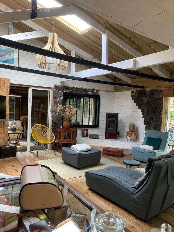 Maison à LA PLAINE-DES-PALMISTES