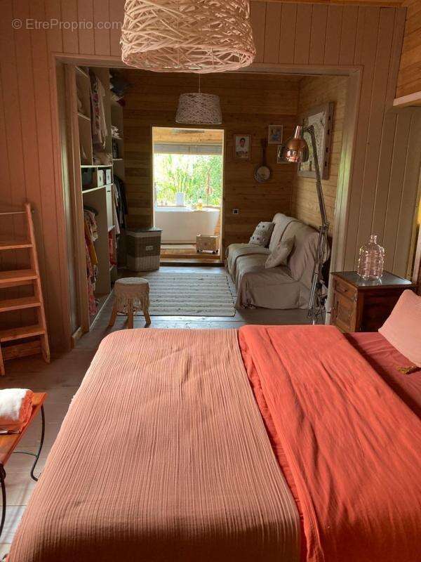 Maison à LA PLAINE-DES-PALMISTES