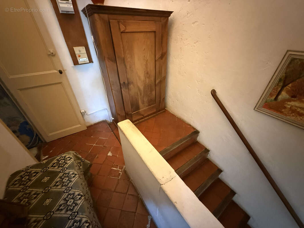 Maison à FONTVIEILLE