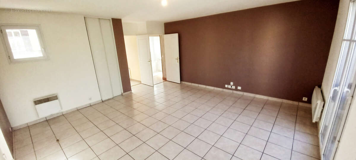 Appartement à MANTES-LA-JOLIE