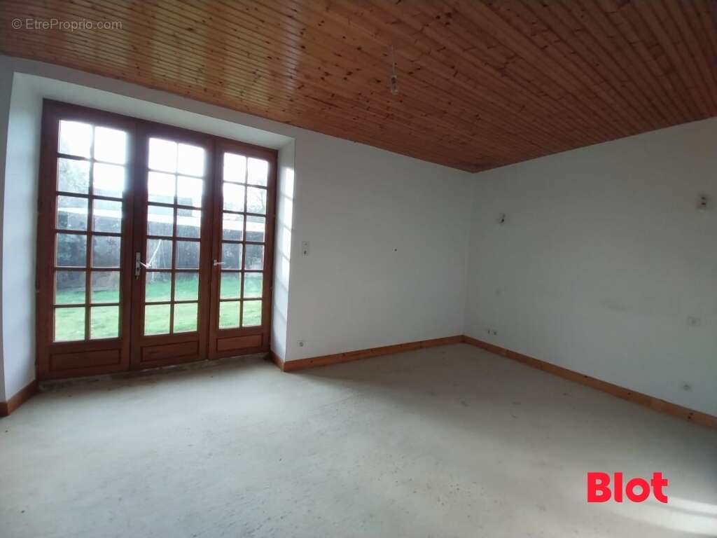 Maison à SAINT-HELEN