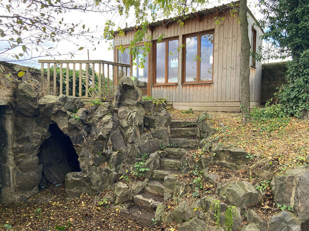 Terrain à CURIS-AU-MONT-D&#039;OR