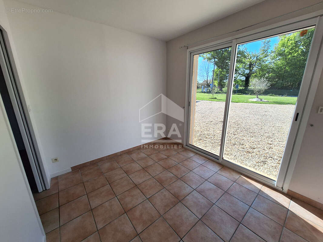 Maison à MONTPON-MENESTEROL