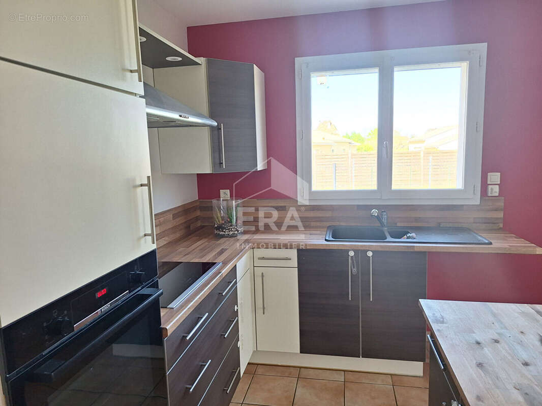 Maison à MONTPON-MENESTEROL