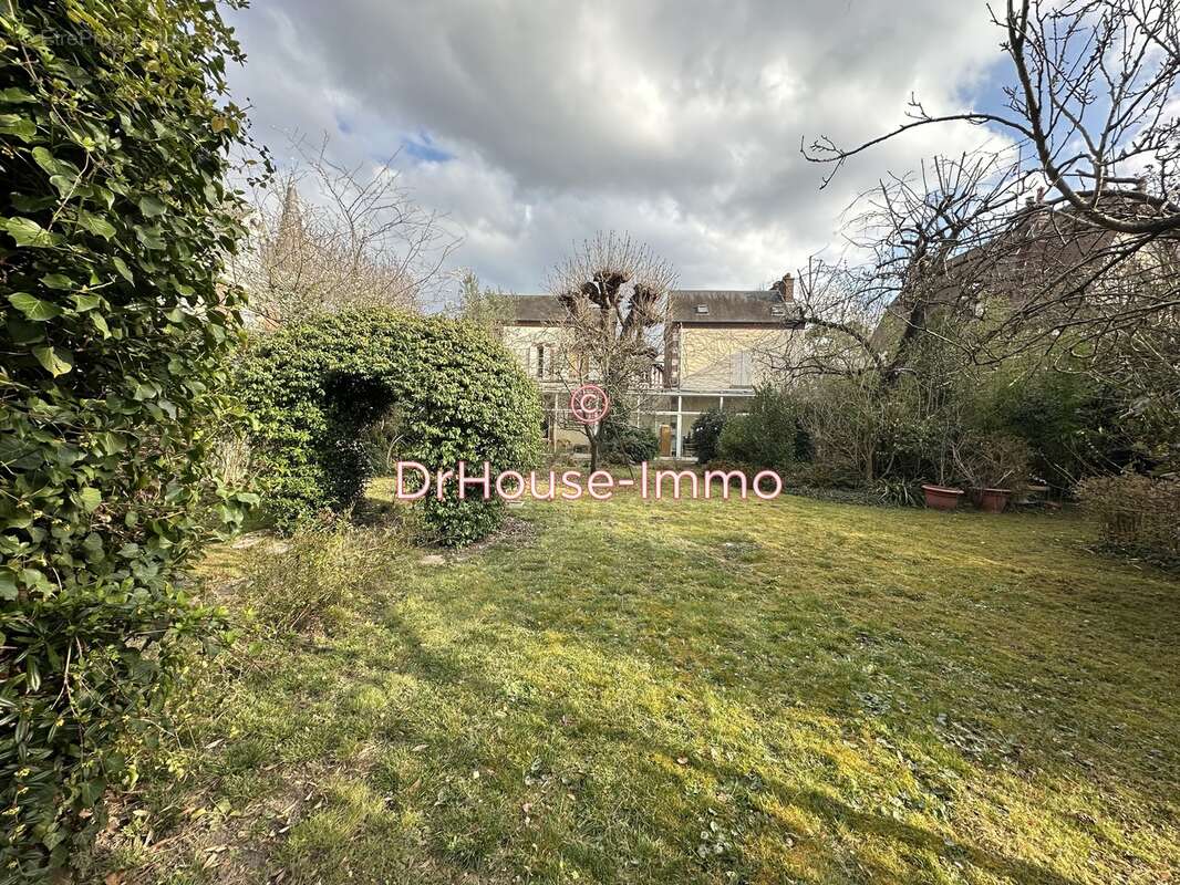 Maison à MANTES-LA-JOLIE