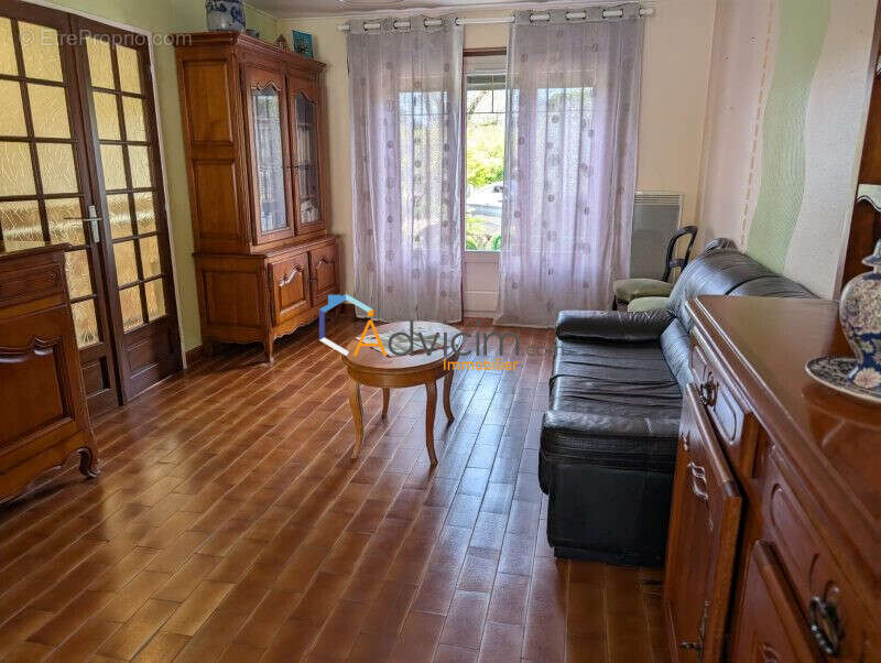 Maison à LUXEUIL-LES-BAINS