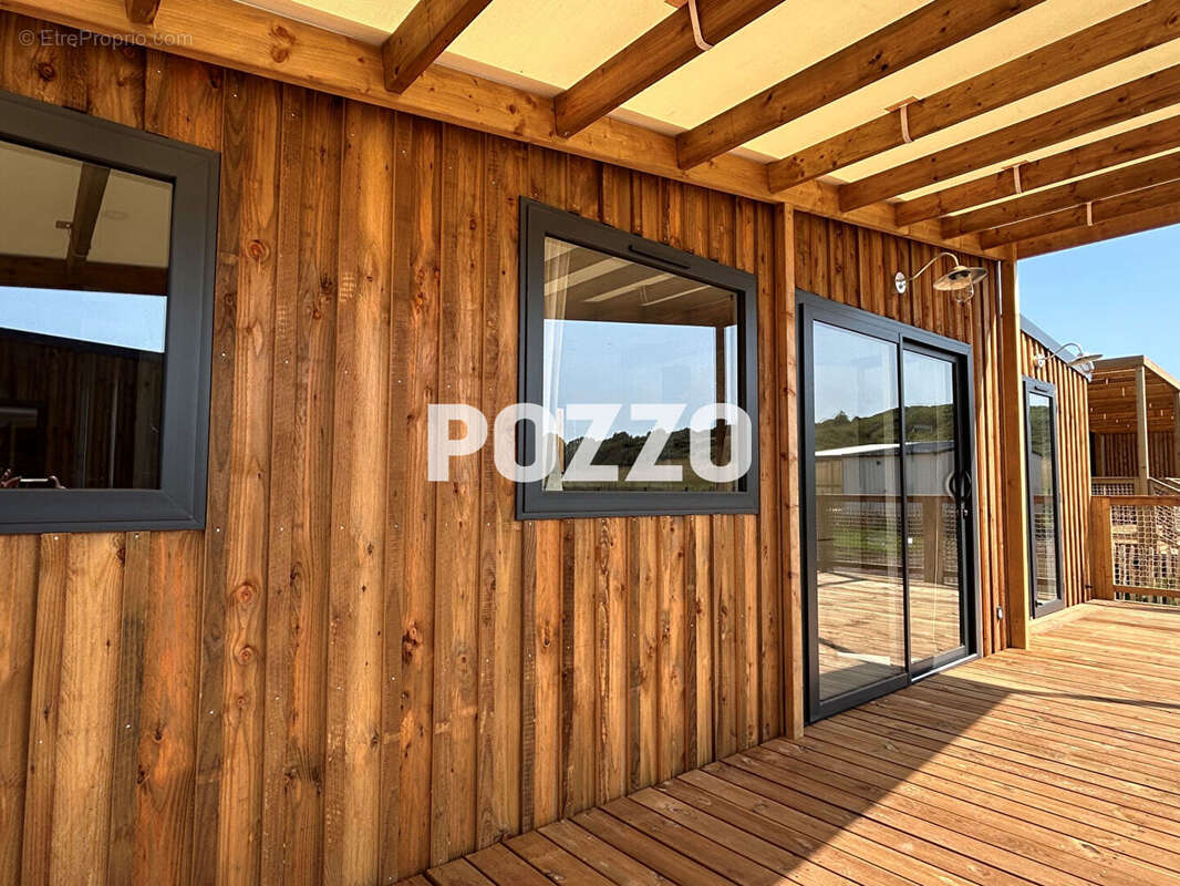 Maison à SAINT-PAIR-SUR-MER