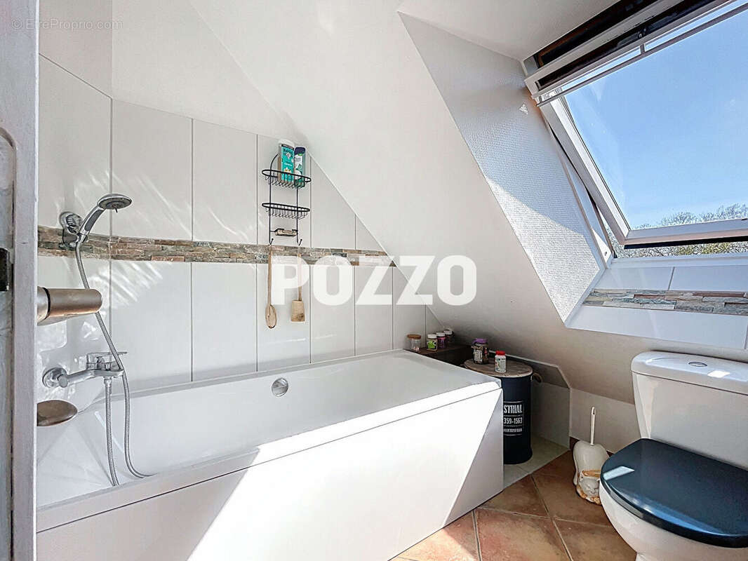 Maison à SAINT-PAUL-DU-VERNAY