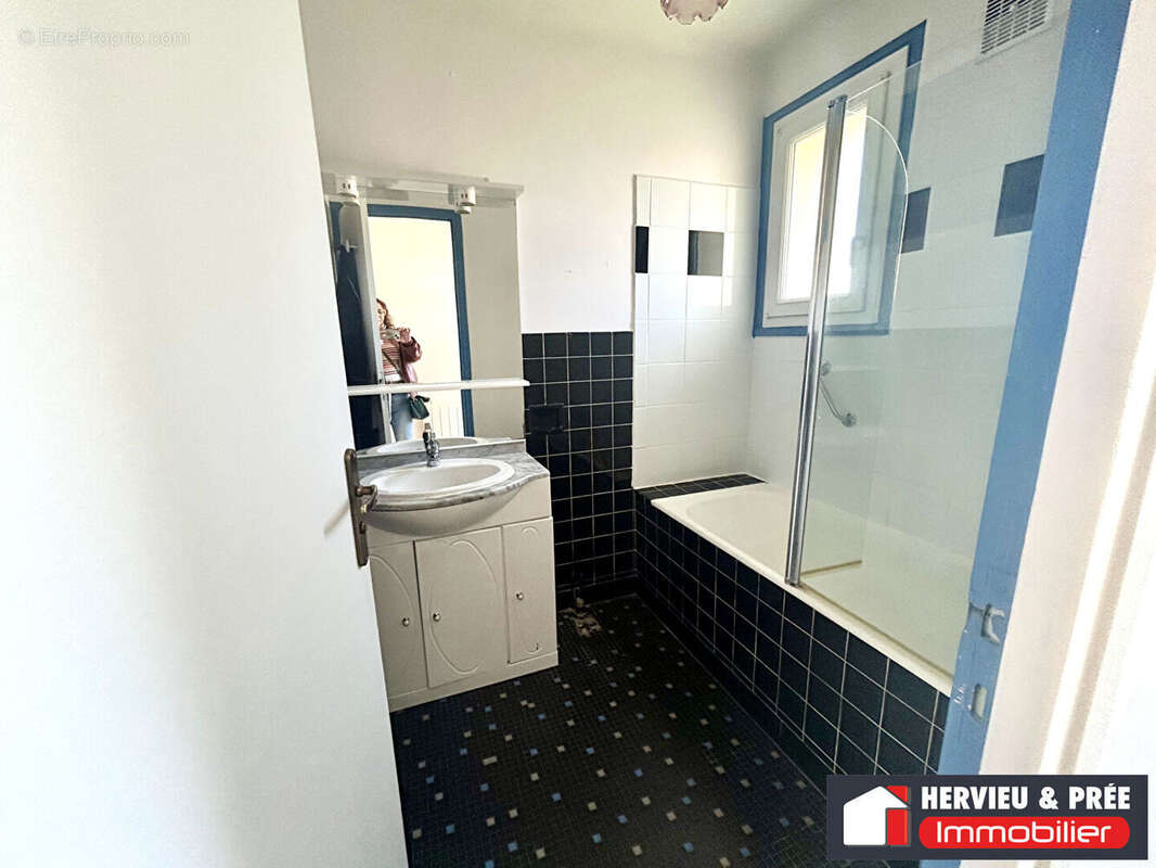 Maison à BLAINVILLE-SUR-ORNE