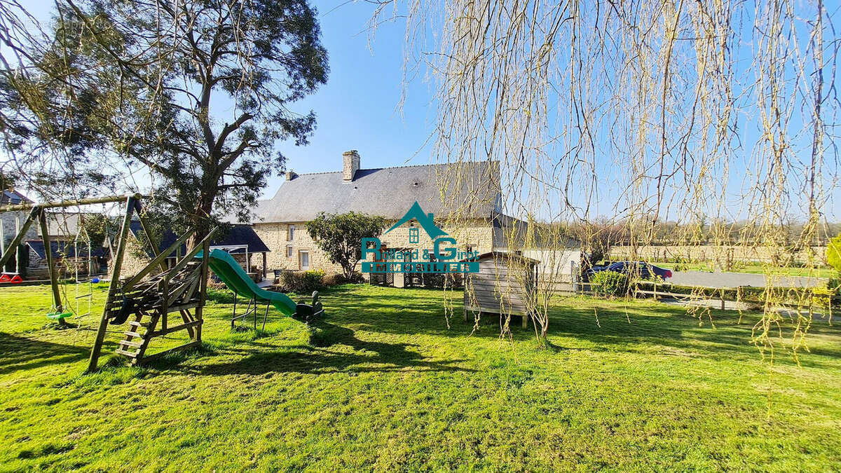 Maison à SAINT-AUBIN-DU-CORMIER