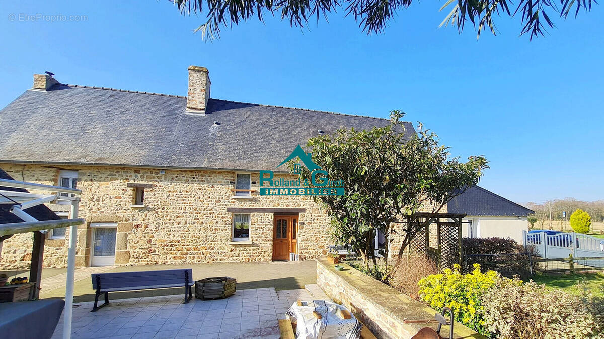 Maison à SAINT-AUBIN-DU-CORMIER