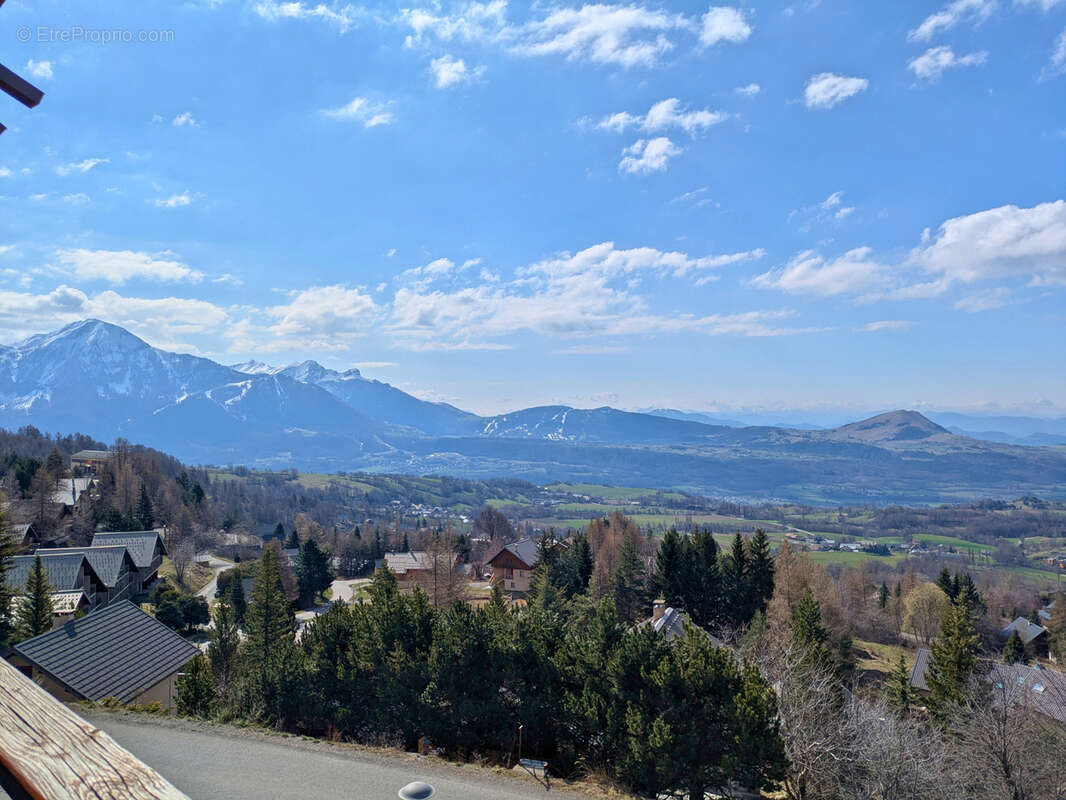 Appartement à SAINT-MICHEL-DE-CHAILLOL