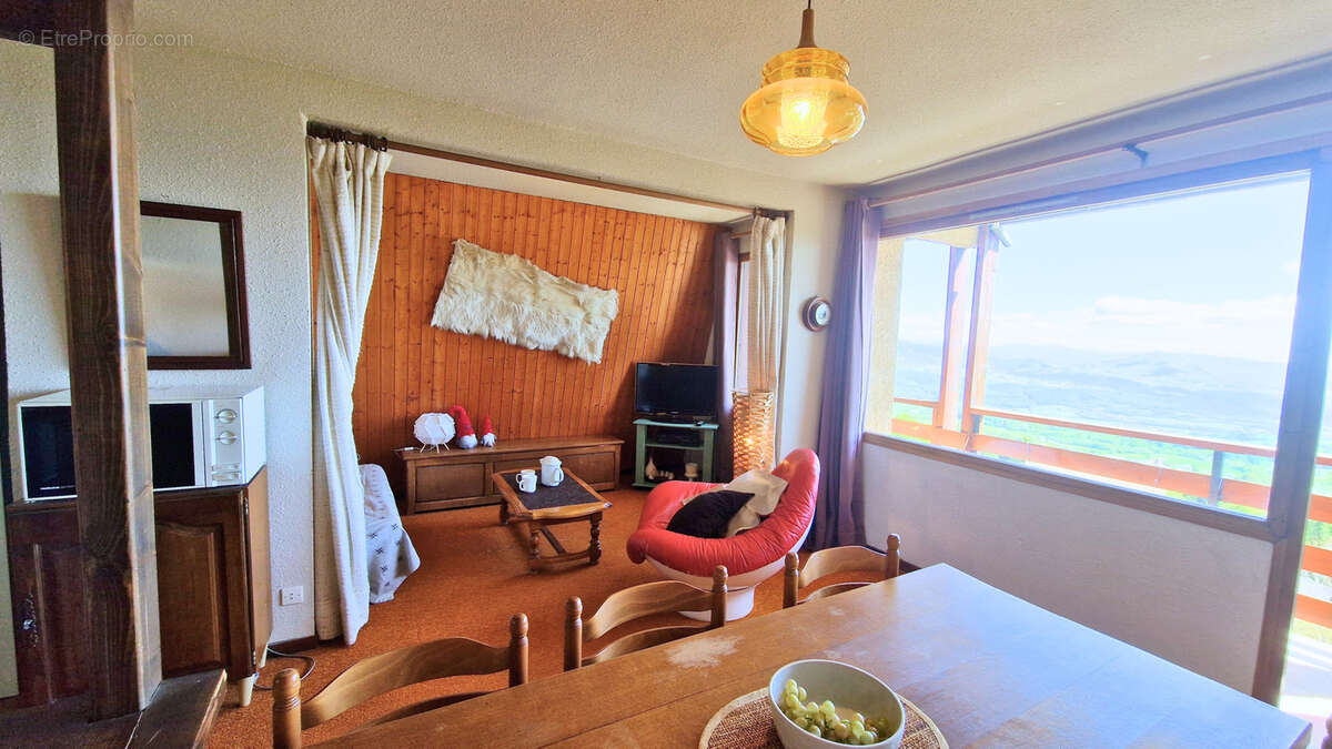 Appartement à SAINT-MICHEL-DE-CHAILLOL