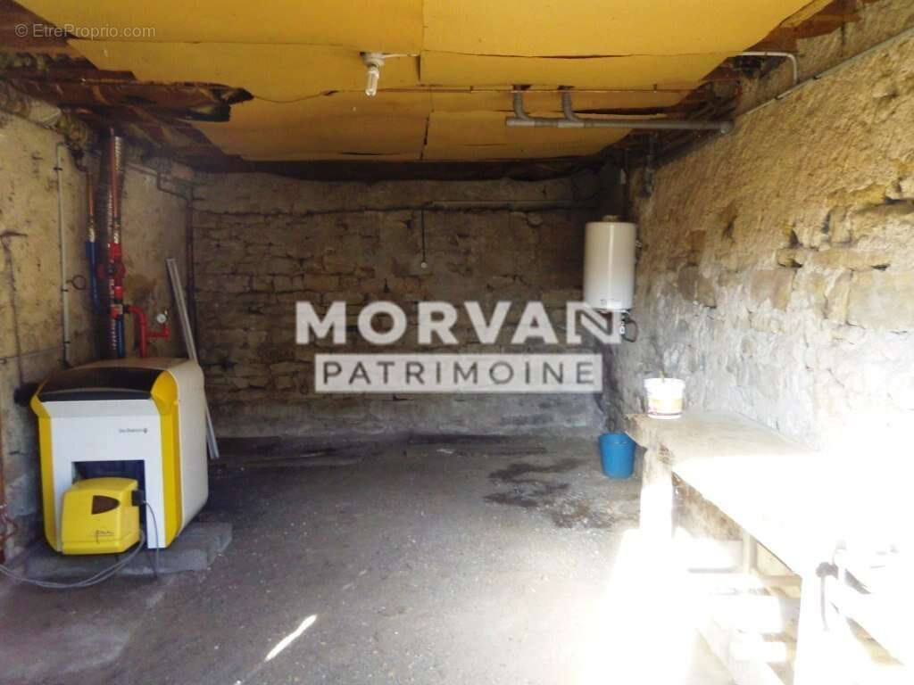 Maison à CHATILLON-EN-BAZOIS