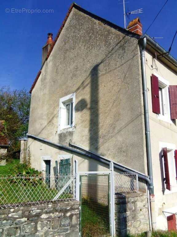 Maison à CHATILLON-EN-BAZOIS