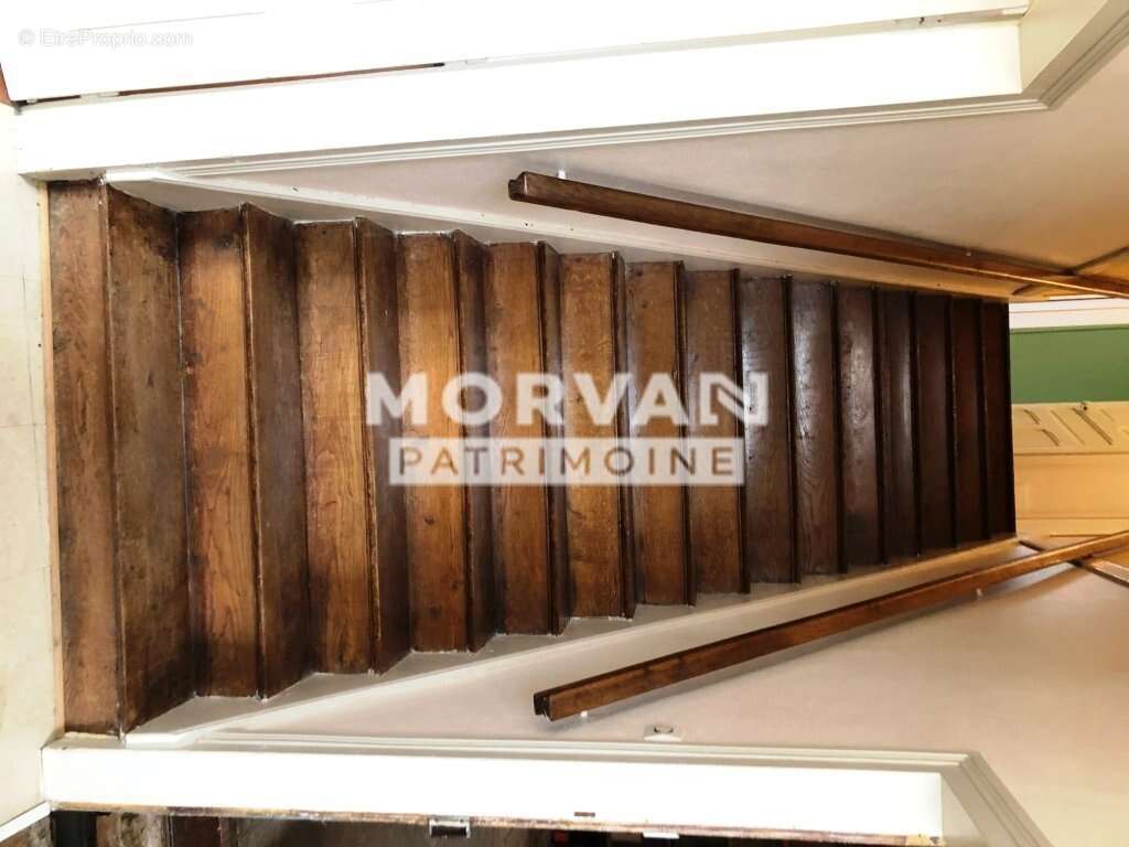 Maison à AUNAY-EN-BAZOIS