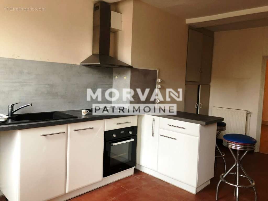 Maison à AUNAY-EN-BAZOIS