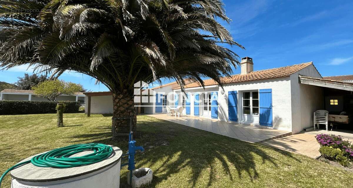 Maison à L&#039;EPINE