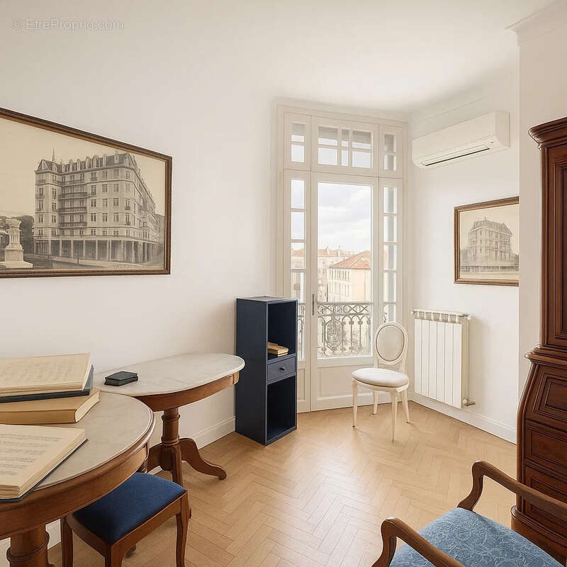 Appartement à MENTON