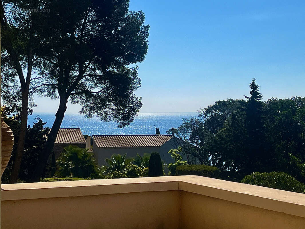 Appartement à SAINT-RAPHAEL