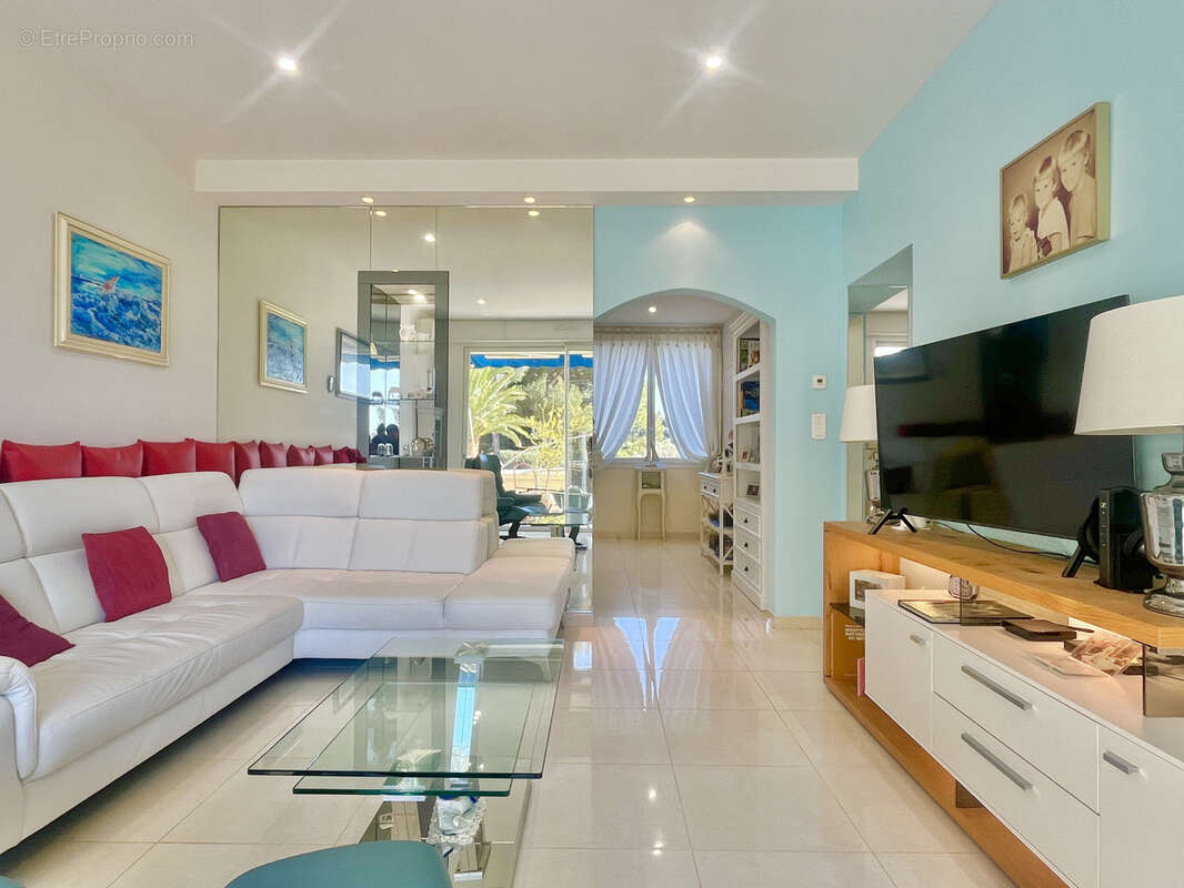 Appartement à SAINT-RAPHAEL