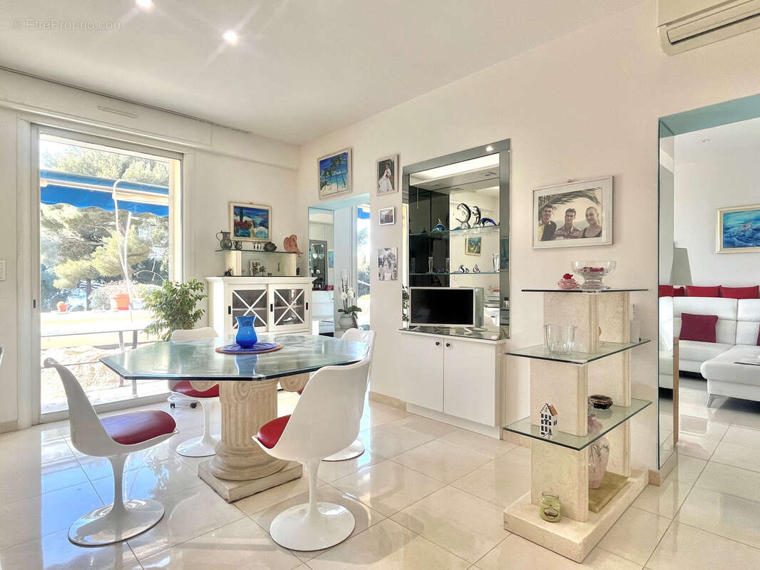 Appartement à SAINT-RAPHAEL