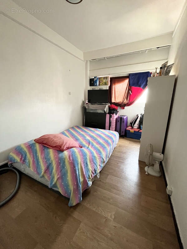 Appartement à MARSEILLE-3E