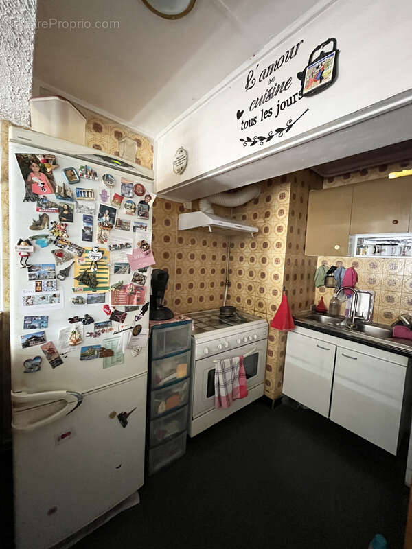 Appartement à MARSEILLE-3E