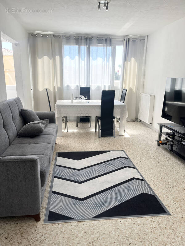 Appartement à MARSEILLE-15E