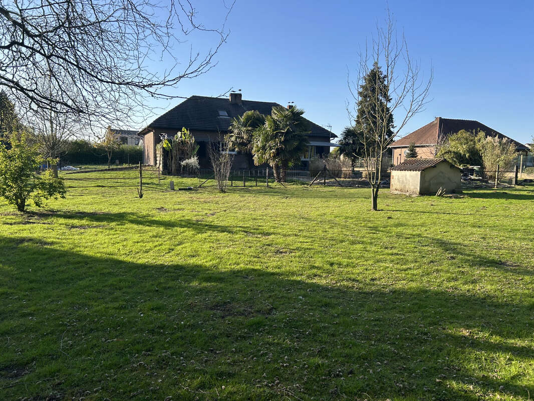 Maison à OSTRICOURT