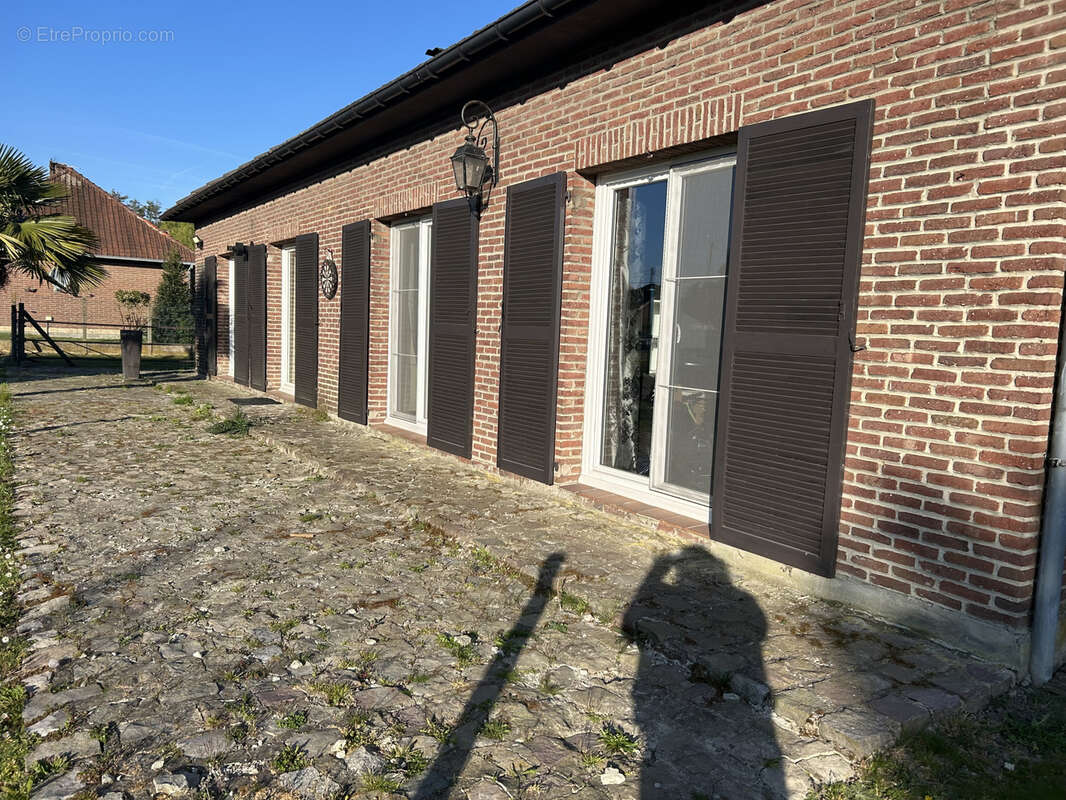 Maison à OSTRICOURT