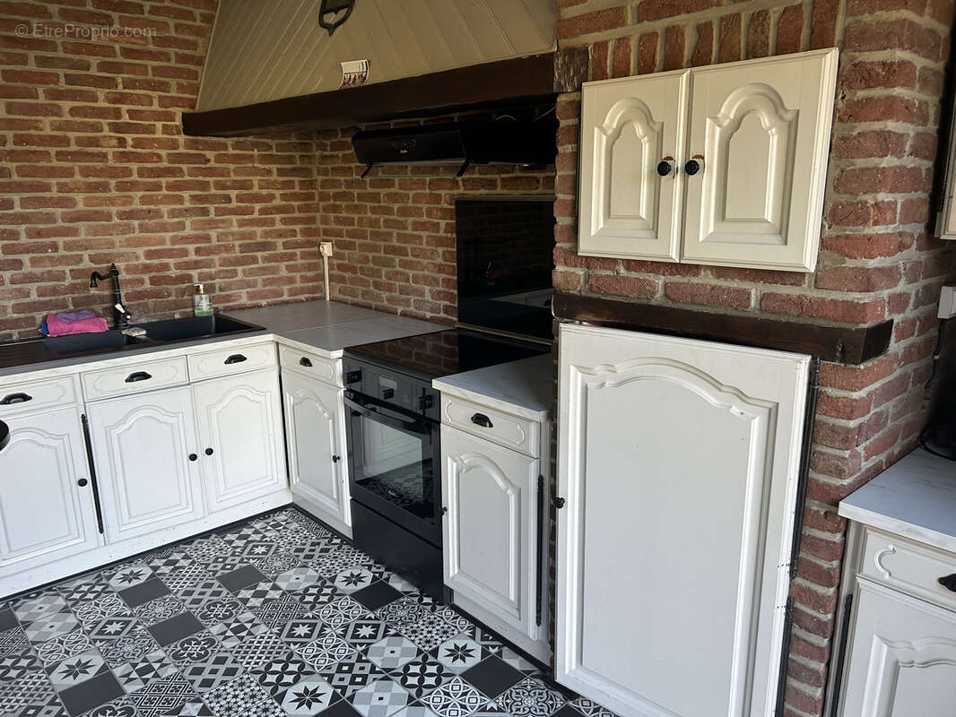 Maison à OSTRICOURT