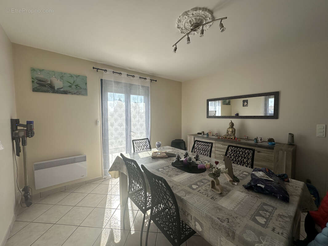 Maison à NEUFCHATEL-EN-BRAY