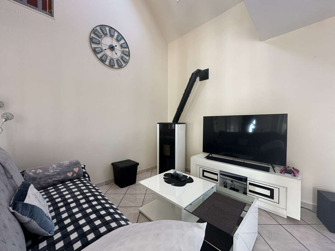 Maison à NEUFCHATEL-EN-BRAY