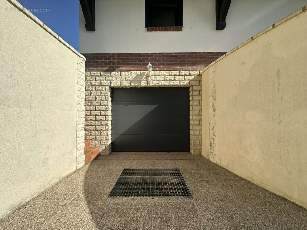 Maison à NEUFCHATEL-EN-BRAY