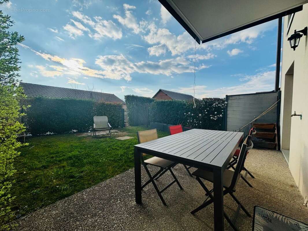 Maison à CONTAMINE-SUR-ARVE