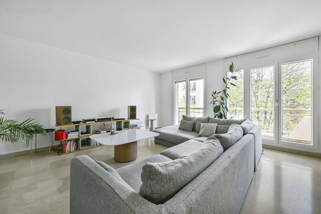 Appartement à SAINT-MANDE