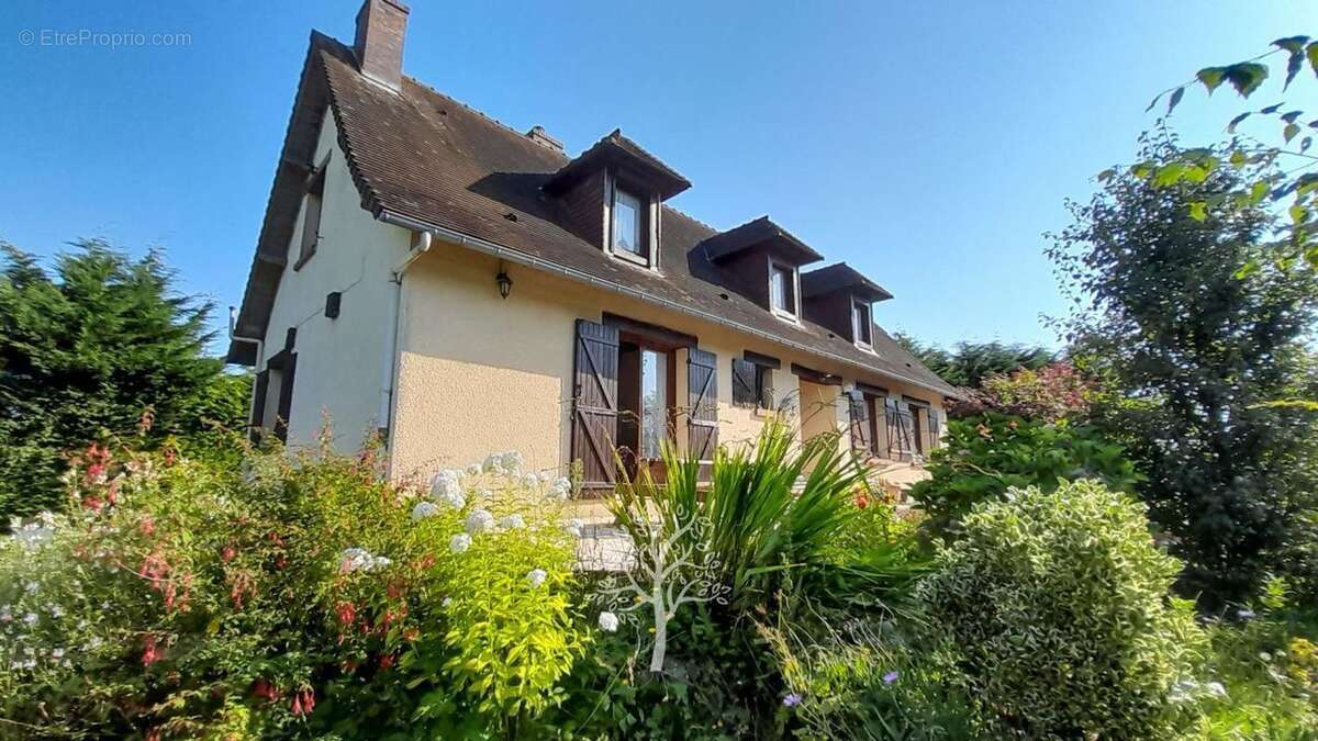 Maison à BEAUBEC-LA-ROSIERE