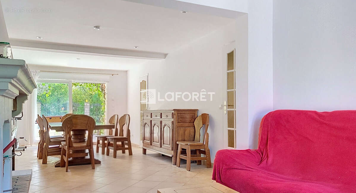 Maison à MONTMORENCY