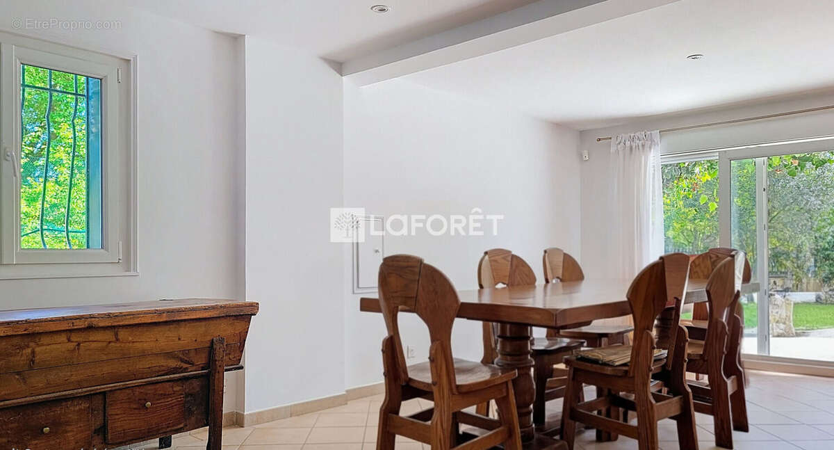 Maison à MONTMORENCY