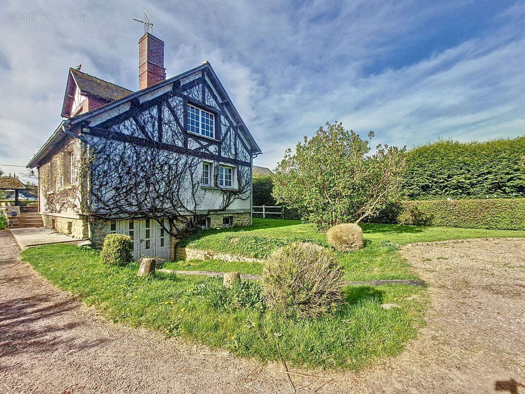 Maison à ETREPAGNY