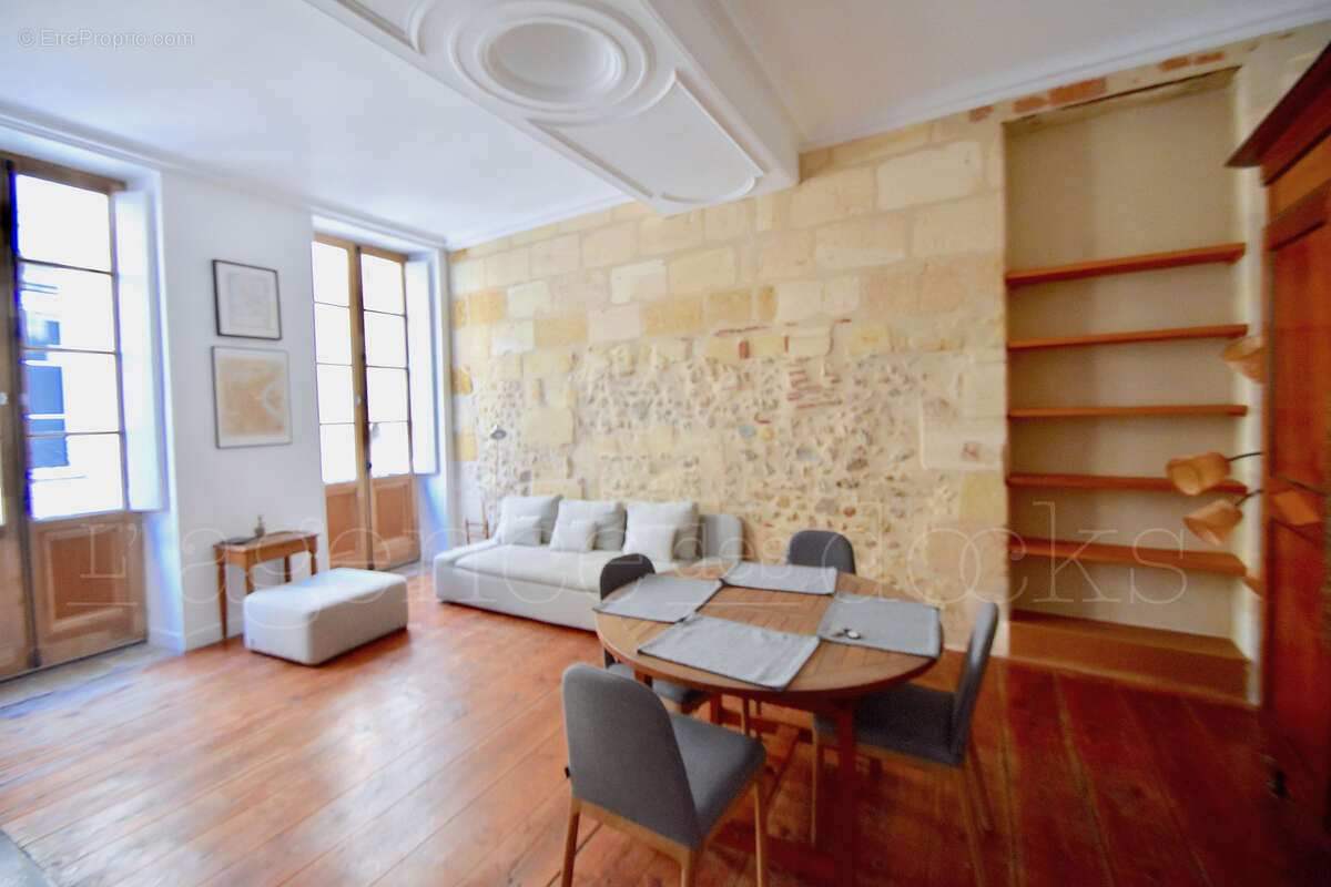 Appartement à BORDEAUX