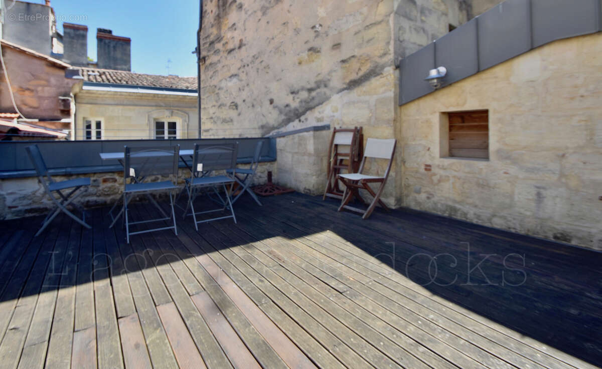 Appartement à BORDEAUX