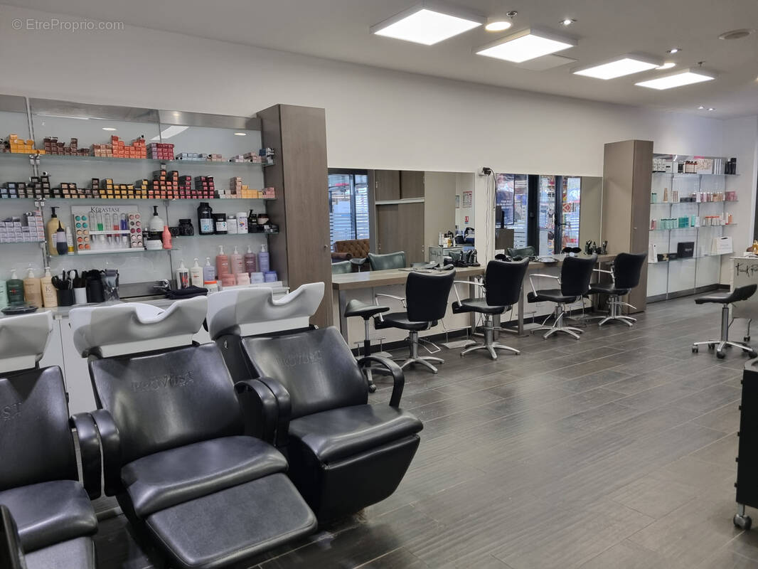 Commerce à SISTERON