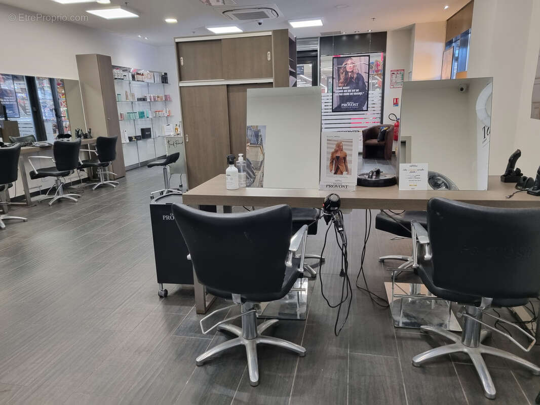 Commerce à SISTERON