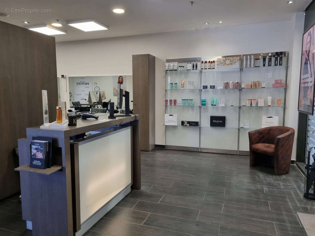 Commerce à SISTERON