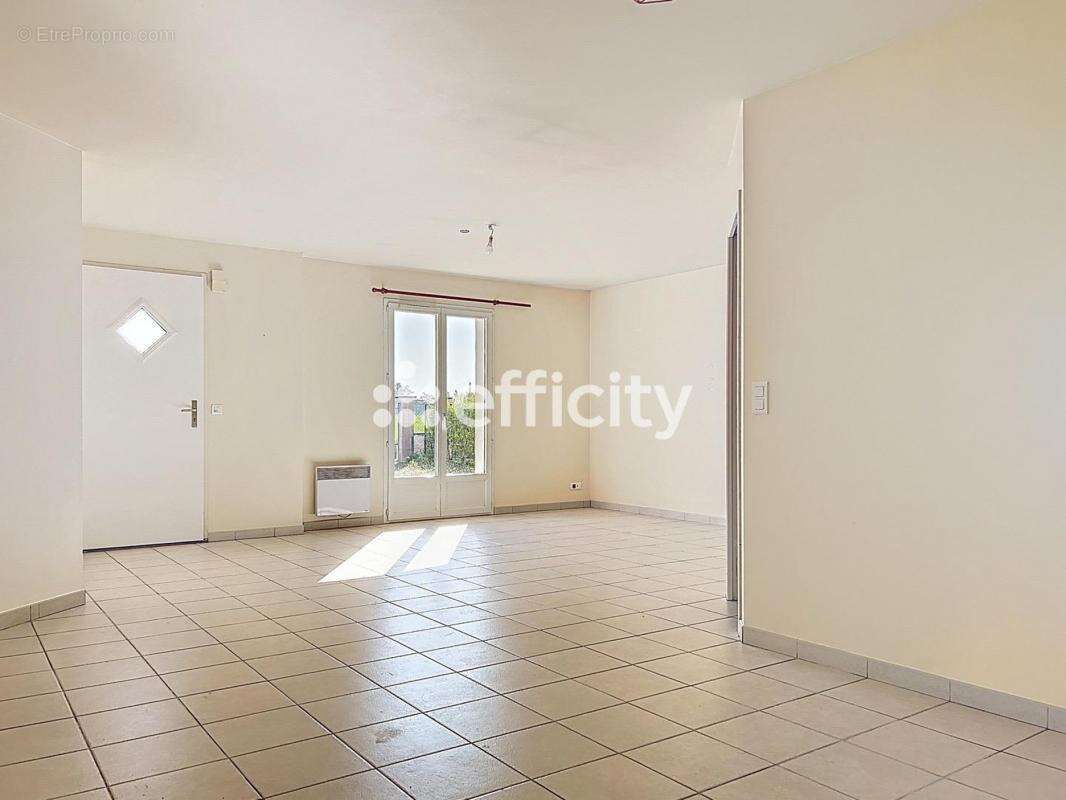 Maison à CIVRAY-DE-TOURAINE